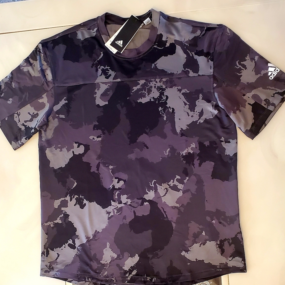 Adidas T-shirt for men size L